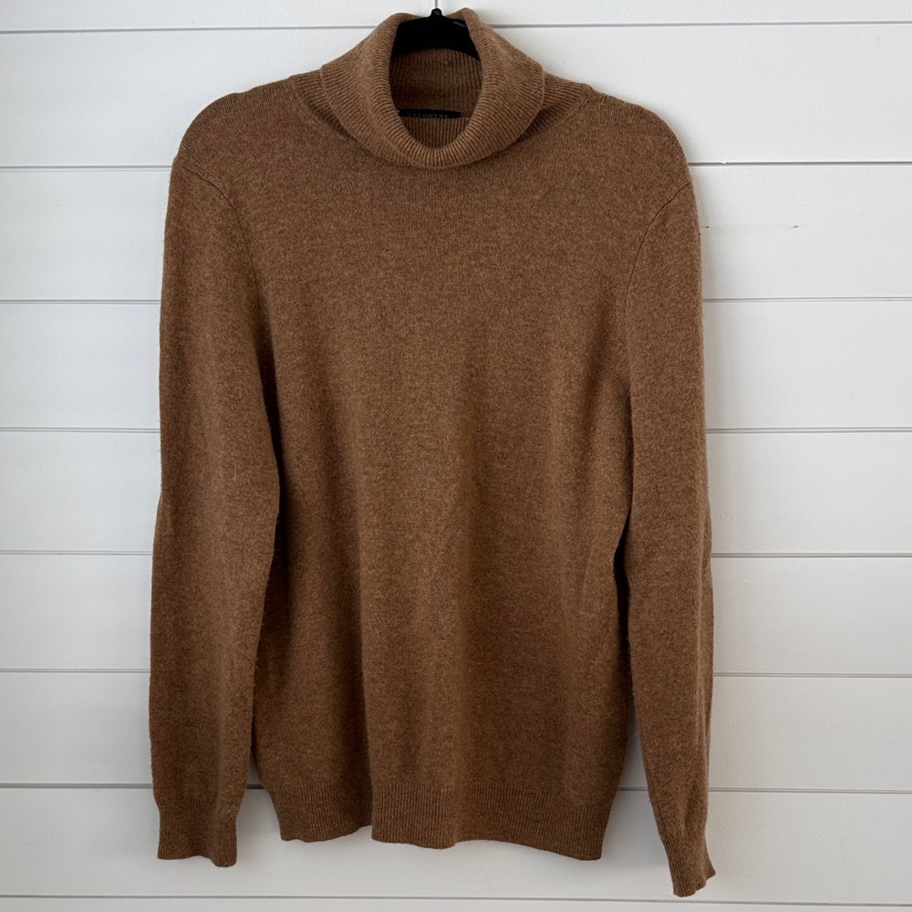 Women’s Luxurious Cashmere Turtleneck Sweater